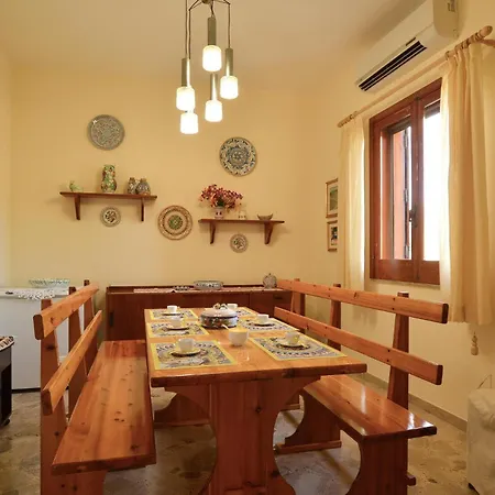 Holiday home Gorgeous In San Giorgio With Wifi Sciacca